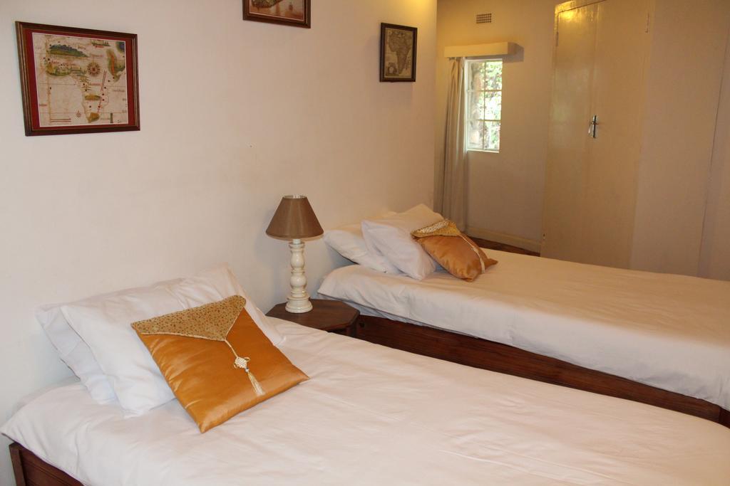 Limerick Cottages Bulawayo Ngoại thất bức ảnh